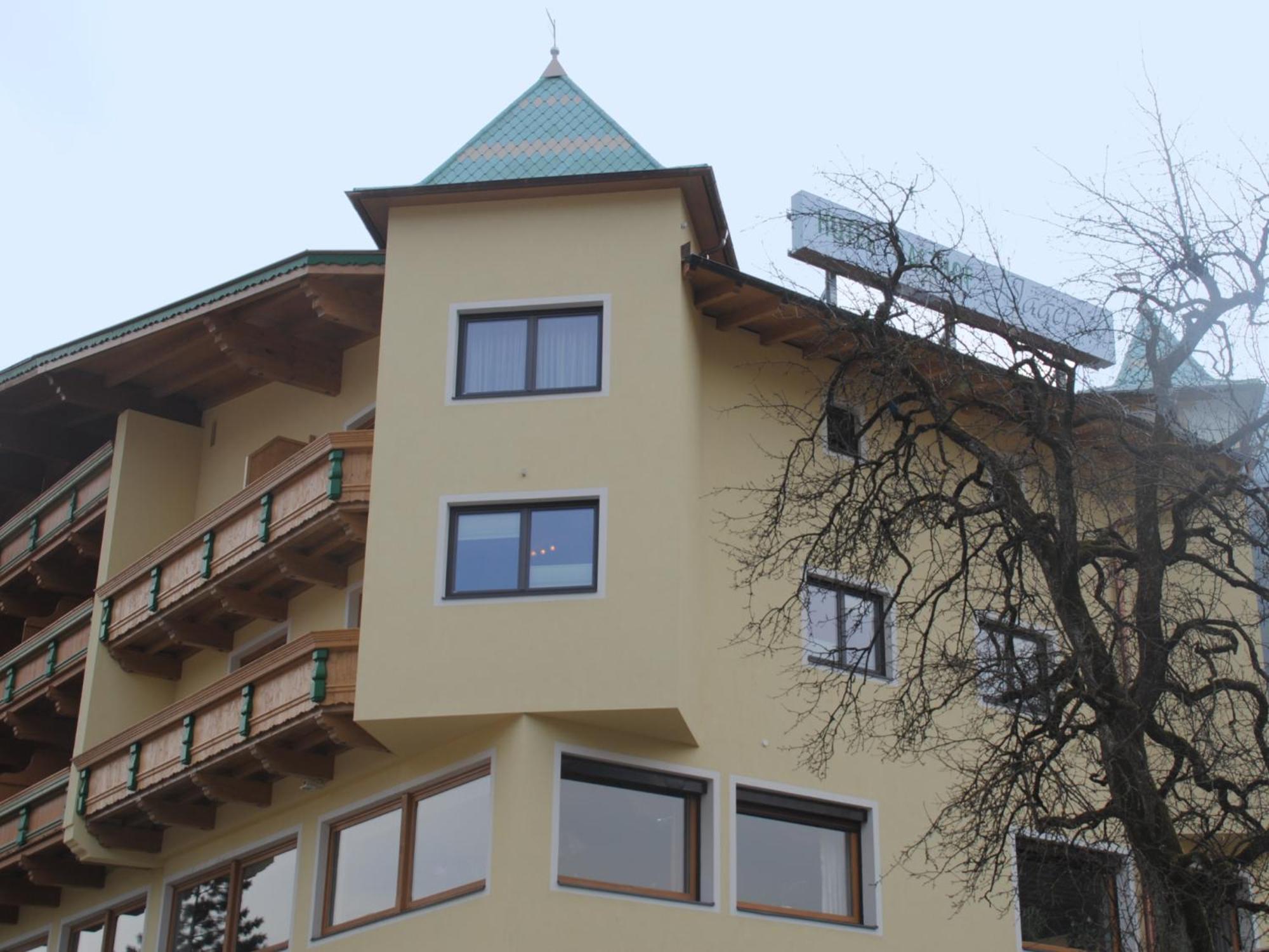 Hotel Gasthof Jaeger Zillertal シュリッタース エクステリア 写真