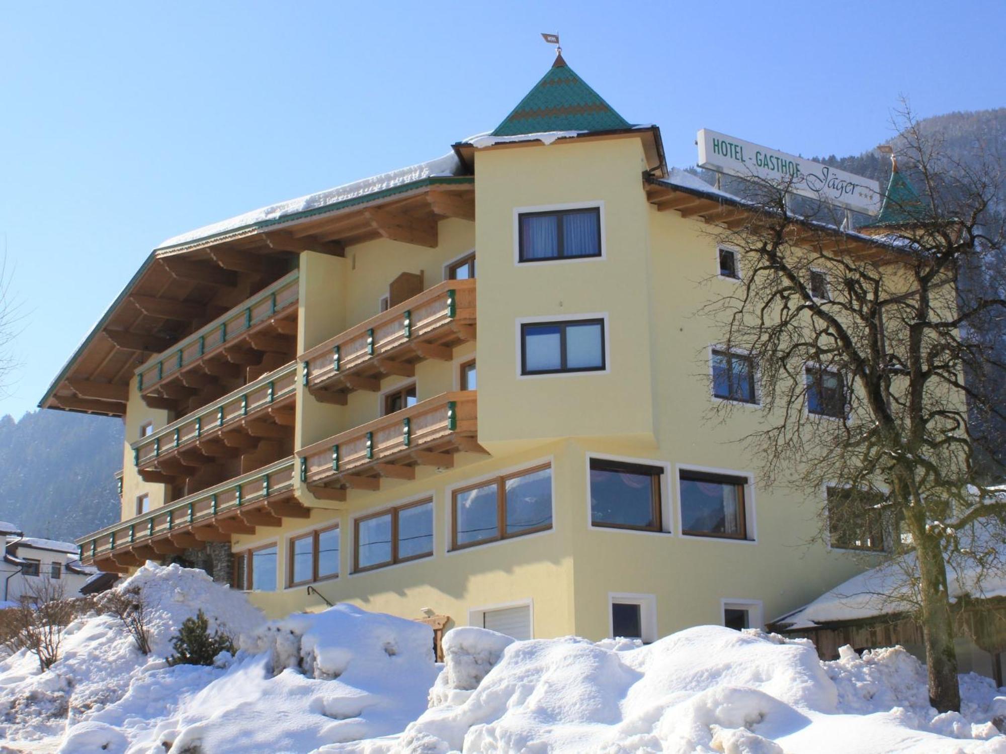 Hotel Gasthof Jaeger Zillertal シュリッタース エクステリア 写真