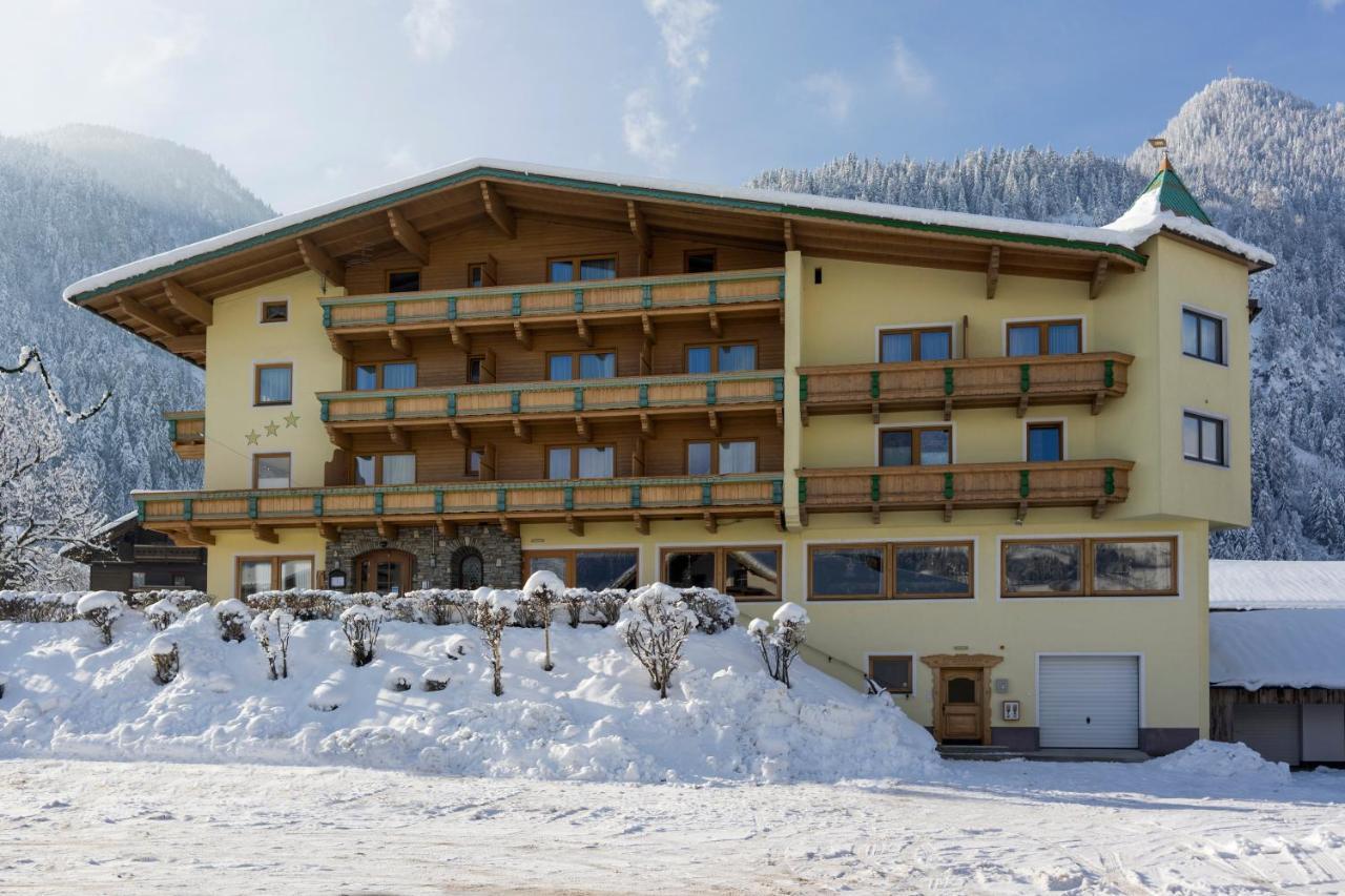 Hotel Gasthof Jaeger Zillertal シュリッタース エクステリア 写真